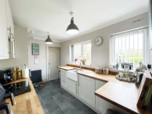 Photo 1- click for photo gallery